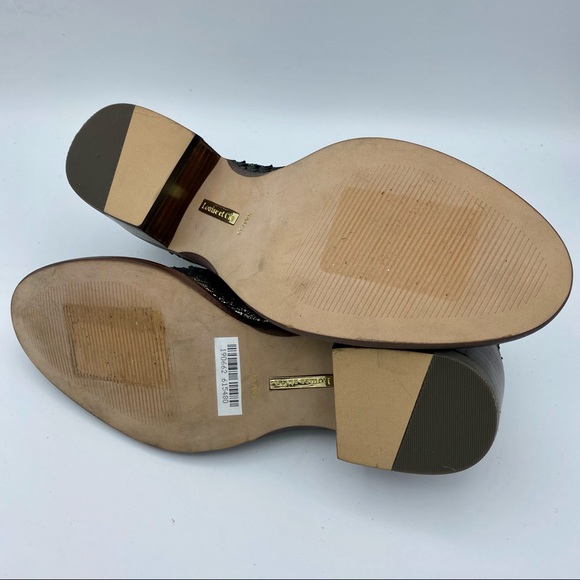 πLouise et Cie Gold Inlay Oxfords - Picture 7 of 8